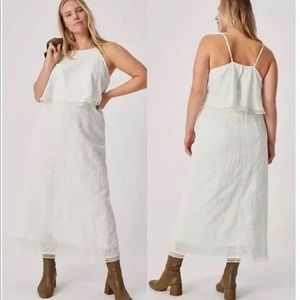 Size 12 Anthropologie Madilyn Embroidered Maxi Dress